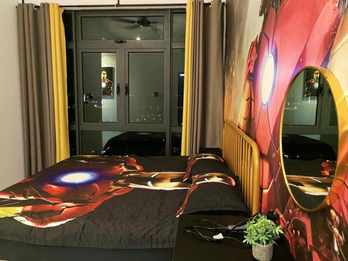 8Scape Residences Batman Vs Ironman@Lsy Home & Leisure 新山 外观 照片
